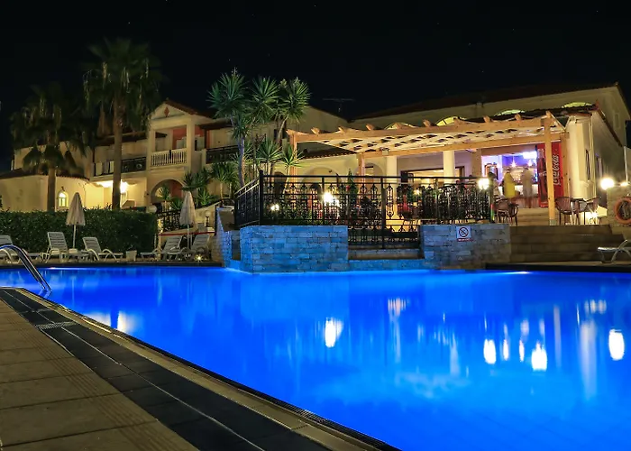 מלון Venus 4*