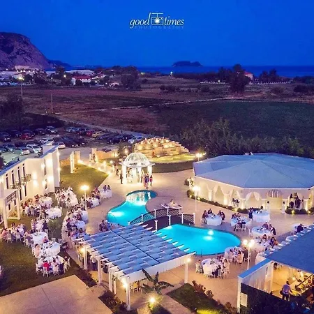Venus 4*