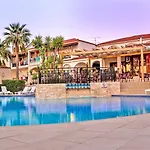 Ξενοδοχείο Venus 4*