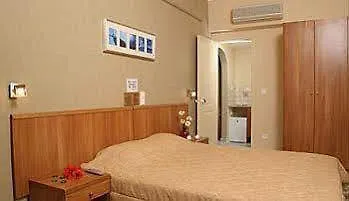 维纳斯酒店 4* Kalamákion